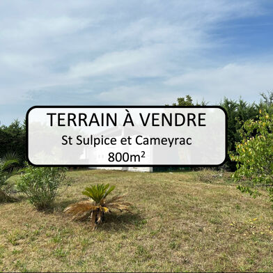 Terrain 800 m²