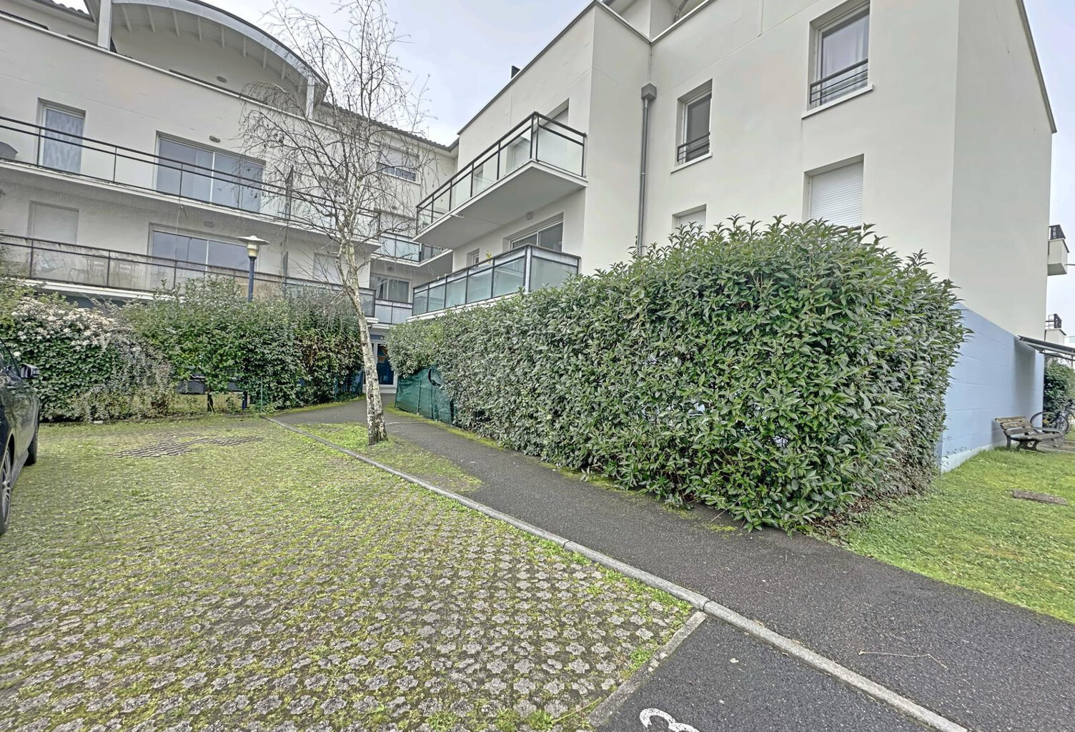 Libourne - Proche Lac des Dagueys - Appartement au dernier é — photo 1