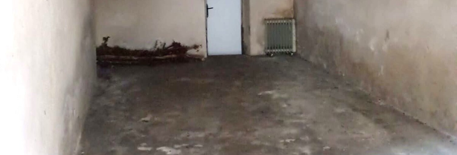 Garage  27 m² à louer à Aix-les-Bains (73100)