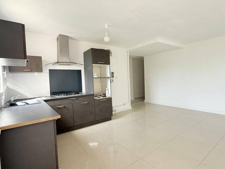 Appartement À Vendre — photo 1