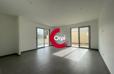 location maison 1 350 € CC /mois à proximité de Saint-Quentin-Fallavier (38070)