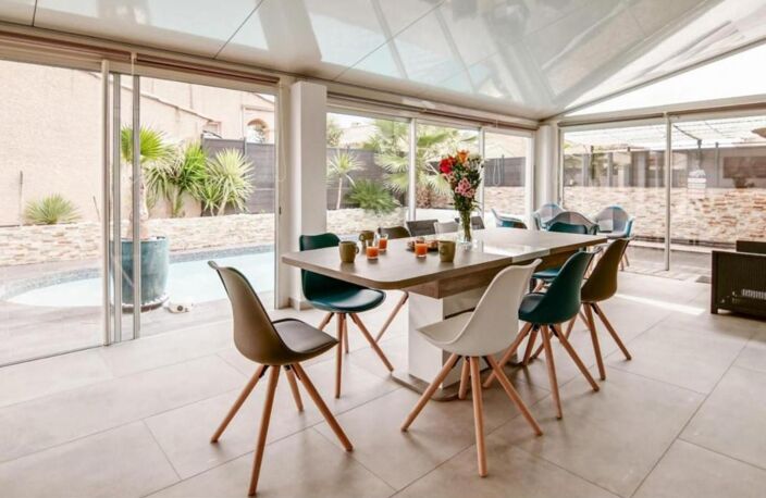 Maison de plain pied, 4 chambres, piscine, garage — photo 2