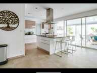 Maison de plain pied, 4 chambres, piscine, garage — photo 3