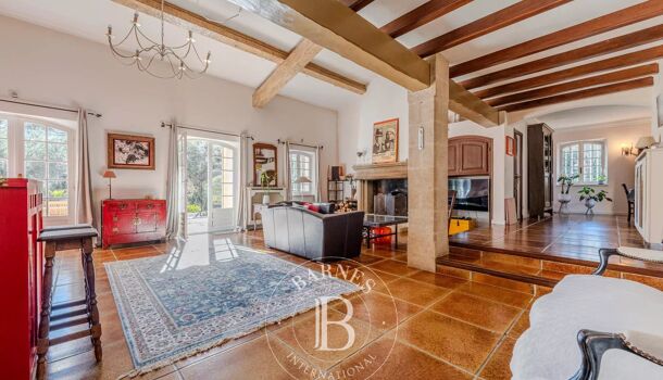 Propri&eacute;t&eacute; 16 pièces  à vendre Aix-en-Provence 13100