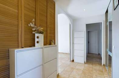 Appartement  329000 €