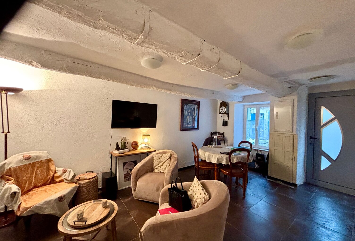 Vente appartement   Soleilhas (04120) — photo 1