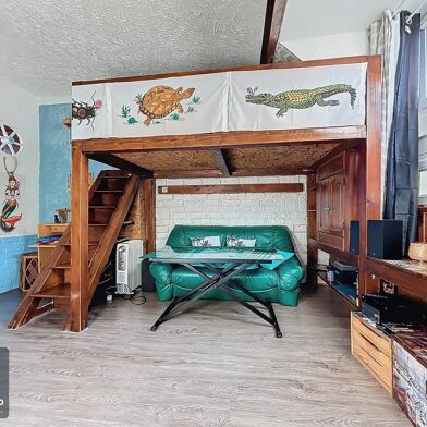 Appartement 1 pièces 93000 €