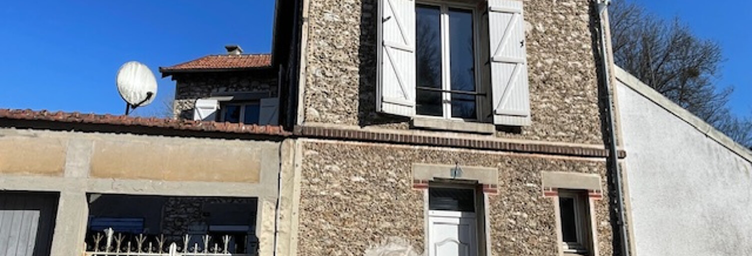 Immeuble  80 m² à vendre à La Ferté-Gaucher (77320)