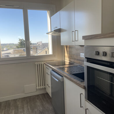 Appartement 4 pièces 148400 €