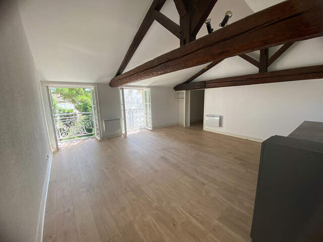 A VENDRE CENTRE VILLE LA ROCHELLE  APPARTEMENT d'environ 90m² 2 CHAMBRES — photo du bien