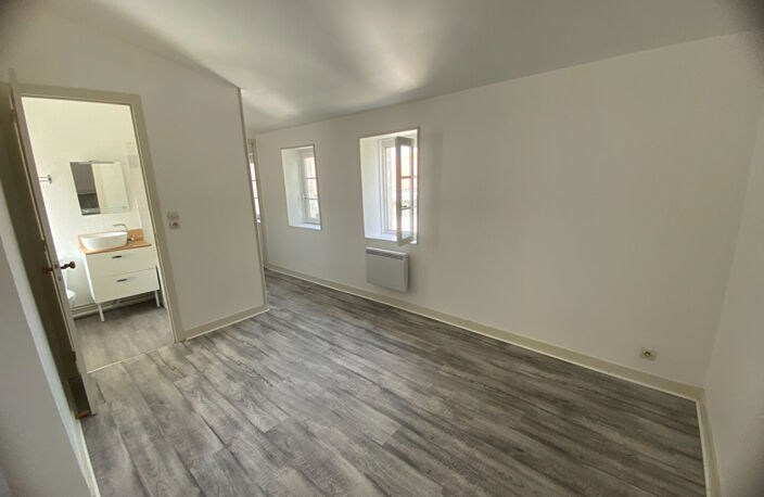 A VENDRE CENTRE VILLE LA ROCHELLE  APPARTEMENT d'environ 90m² 2 CHAMBRES — photo 4