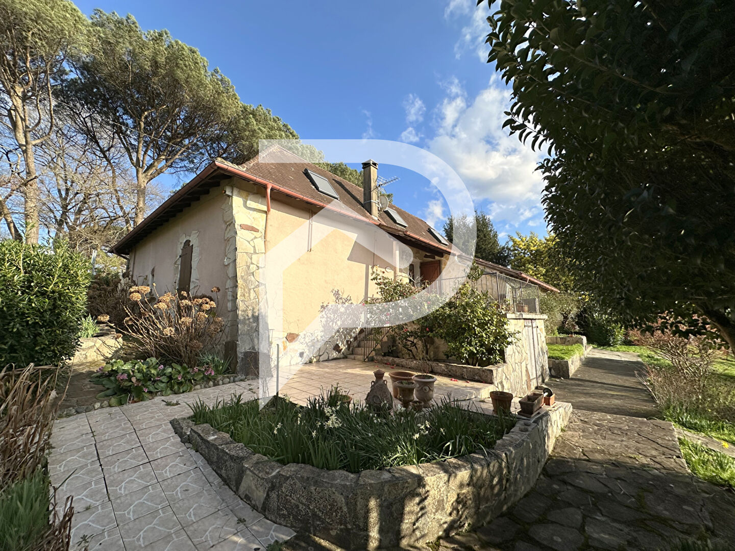 Villa / Maison 5 pièces  à vendre Salies-de-Béarn 64270