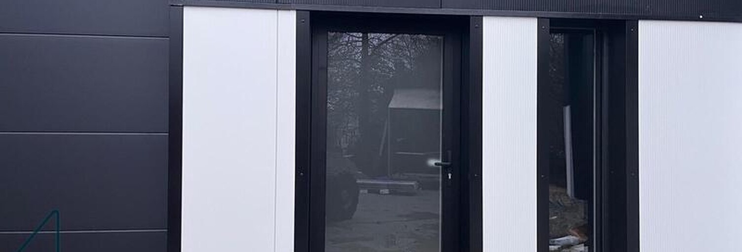 Commerce  128 m² à louer à Plescop (56890)