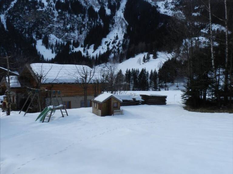 Terrain à construire  637 m²  — photo 1