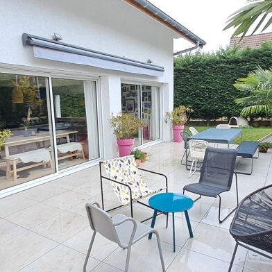 Maison 9 pièces 949000 €