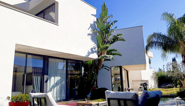 Villa / Maison 7 pièces  à vendre Hyères 83400