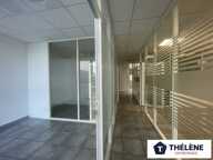 BUREAUX à LOUER — photo 2