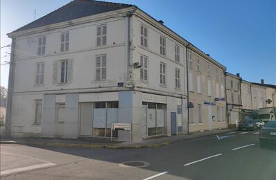 vente immeuble 77 300 € à proximité de Brossac (16480)