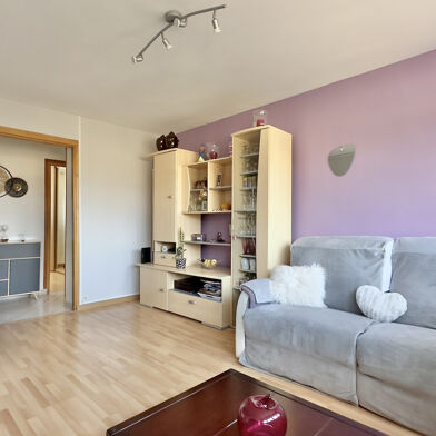 Appartement 3 pièces 180000 €