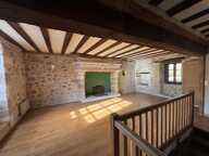 Maison en pierre de 4 pièces principales — photo 2