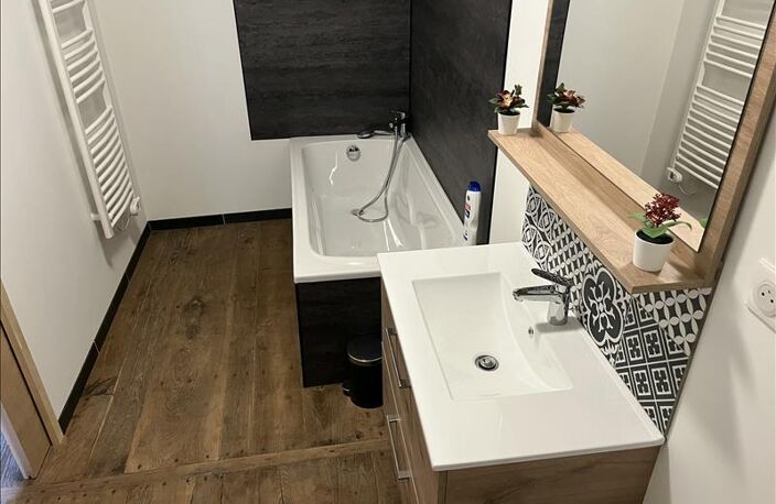 Maison en pierre de 4 pièces principales — photo 4