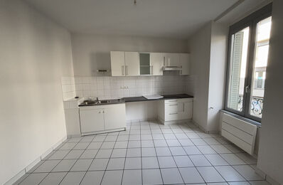 location appartement 395 € CC /mois à proximité de Estaing (12190)