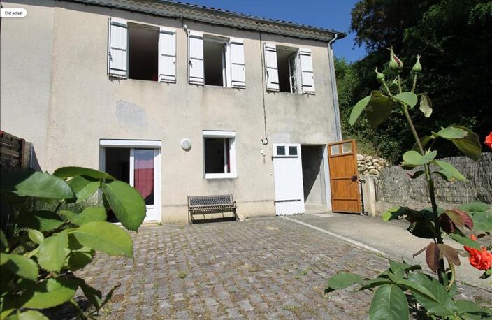Maison de bourg de 6 pièces principales — photo 2