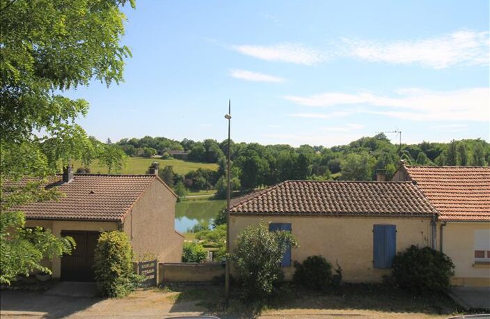 Maison de bourg de 6 pièces principales — photo 3