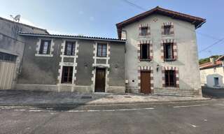 Maison 10 Pièces 201 m² à vendre à Lizant (86400)