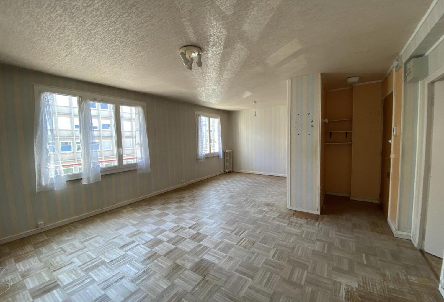 Appartement 4 pièces avec garage et cave — photo 1