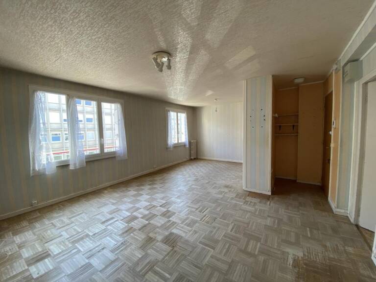 Appartement 4 pièces avec garage et cave — photo 1