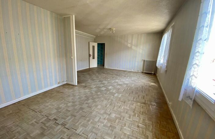 Appartement 4 pièces avec garage et cave — photo 2