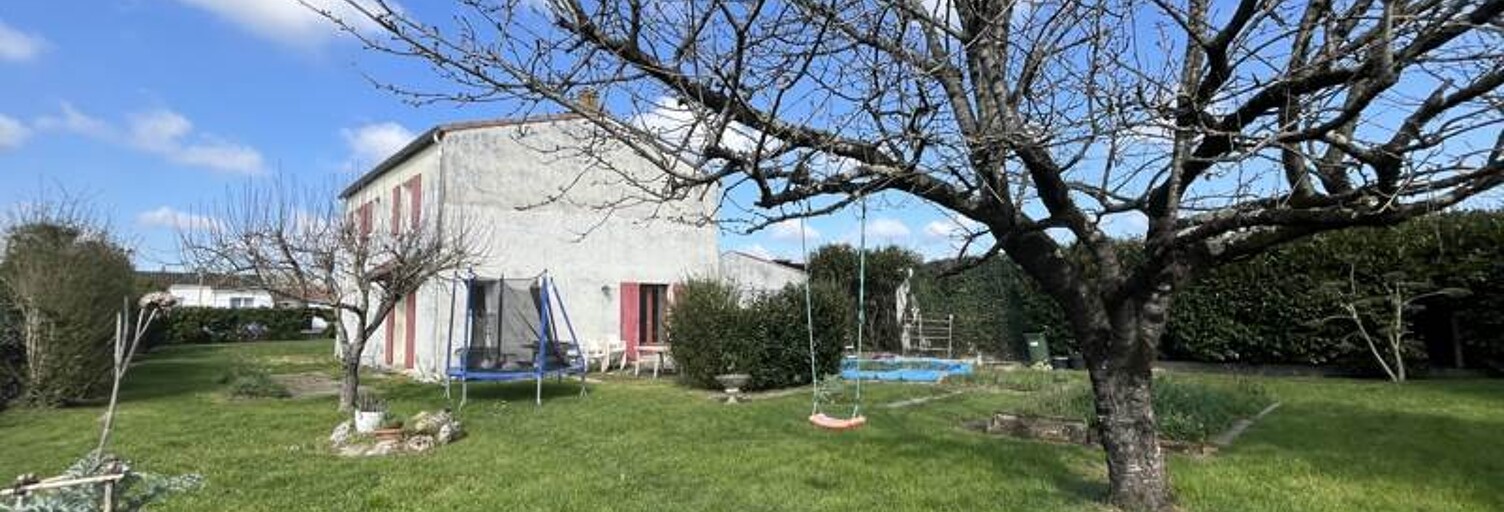 Maison 7 Pièces 118 m² à vendre à Saint-Hippolyte (17430)