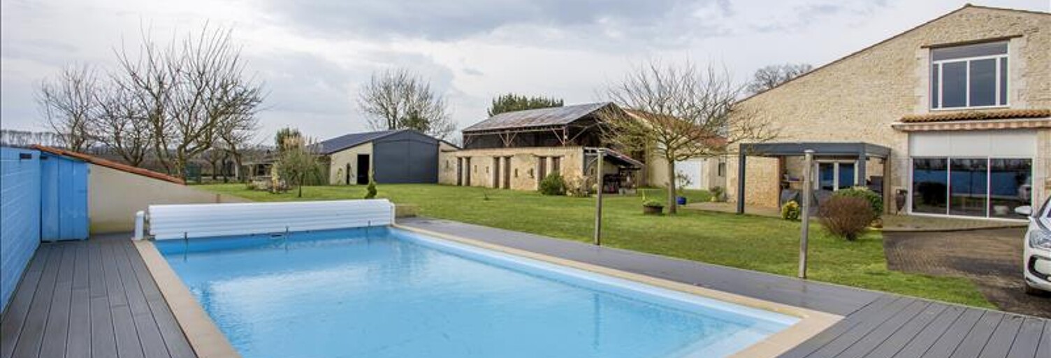 Maison 8 Pièces 469 m² à vendre à Tonnay-Charente (17430)