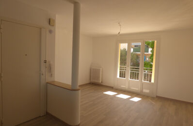 location appartement 960 € CC /mois à proximité de Marseille 2 (13002)