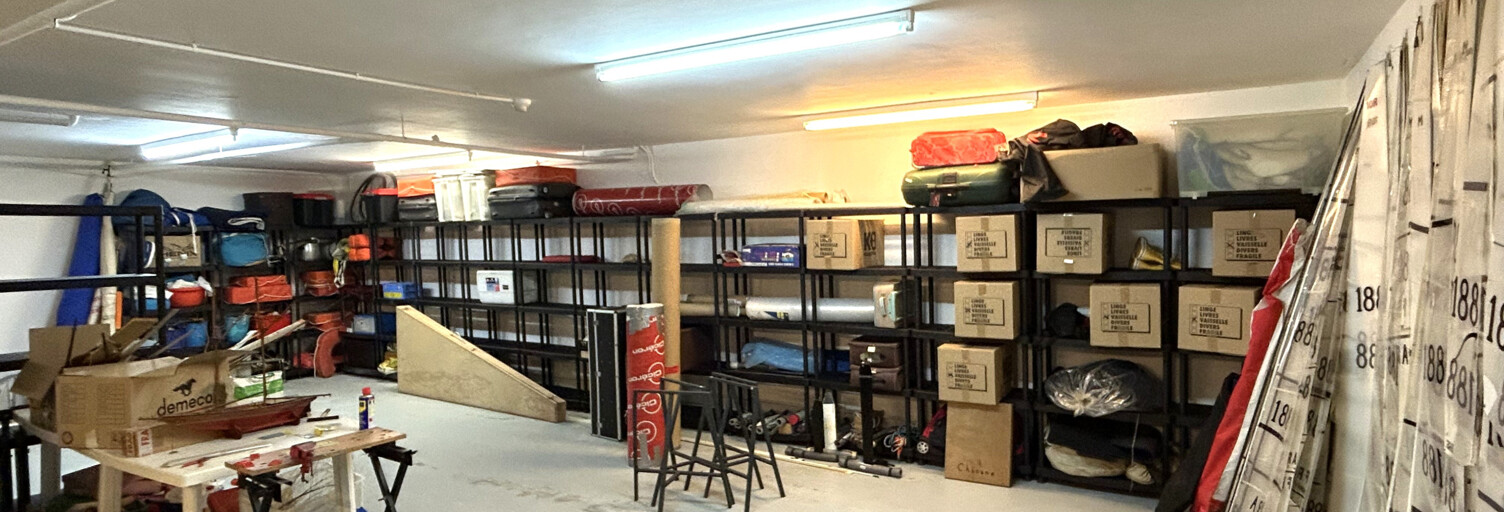 Local industriel  94 m² à vendre à Marseille 9 (13009)