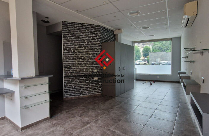 Local commercial — photo 2