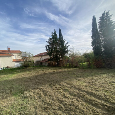 Terrain 450 m²