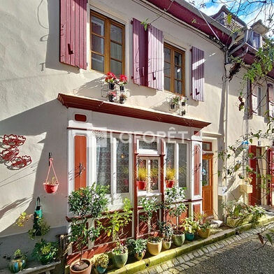 Maison 8 pièces 299900 €