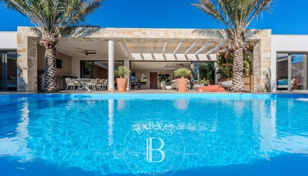 Villa / Maison 8 pièces  à vendre Aix-en-Provence 13100