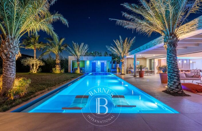 PROCHE AIX-EN-PROVENCE – VILLA D’EXCEPTION 210M2 – 3 CHAMBRES - — photo 5