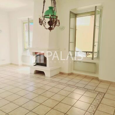 Appartement 7 pièces 214 m²