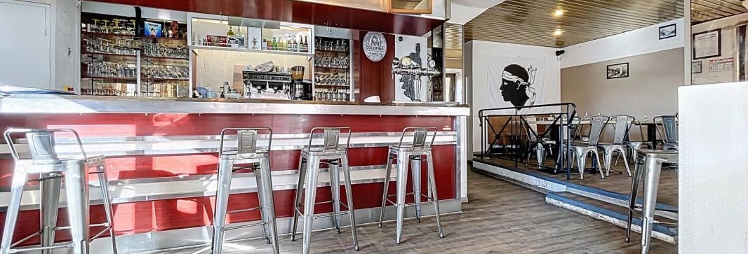 Commerce  185 m² à vendre à Fréjus (83600)