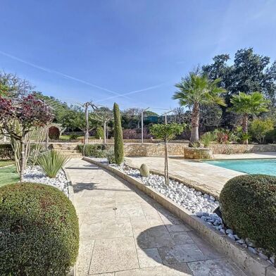 Maison 13 pièces 1499000 €