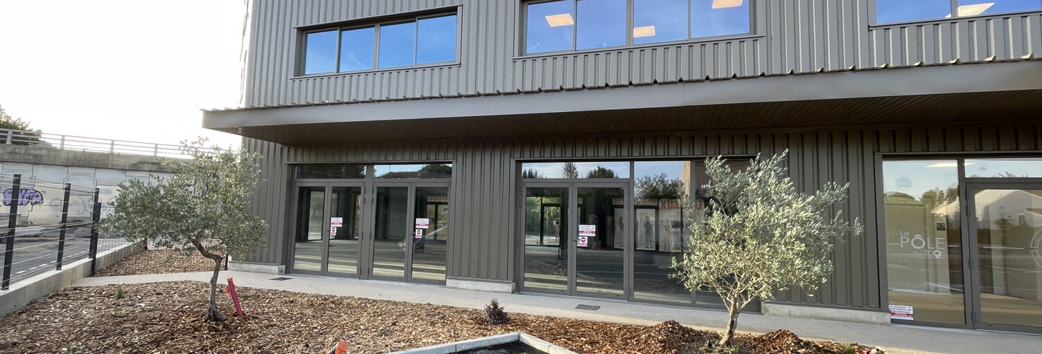 Commerce  30 m² à louer à Le Thor (84250)