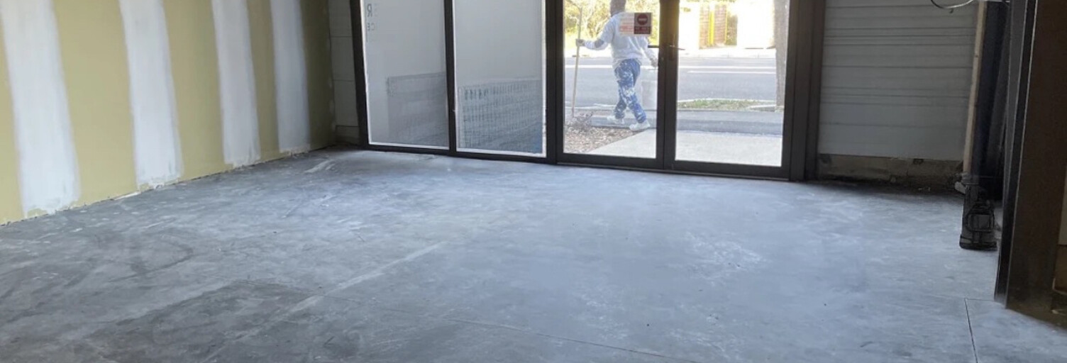 Commerce  47 m² à louer à Le Thor (84250)