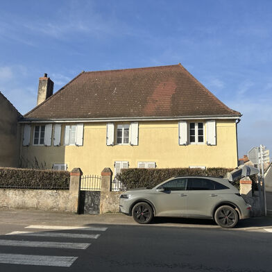 Maison 8 pièces 200 m²