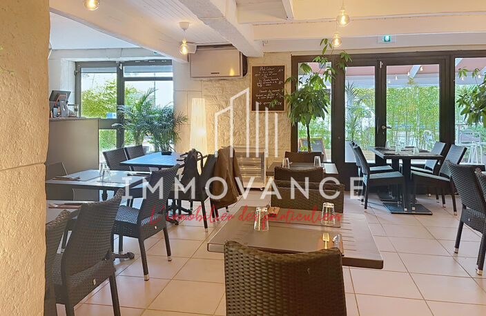 Murs commerciaux de137m2 sur FABREGUES — photo 2