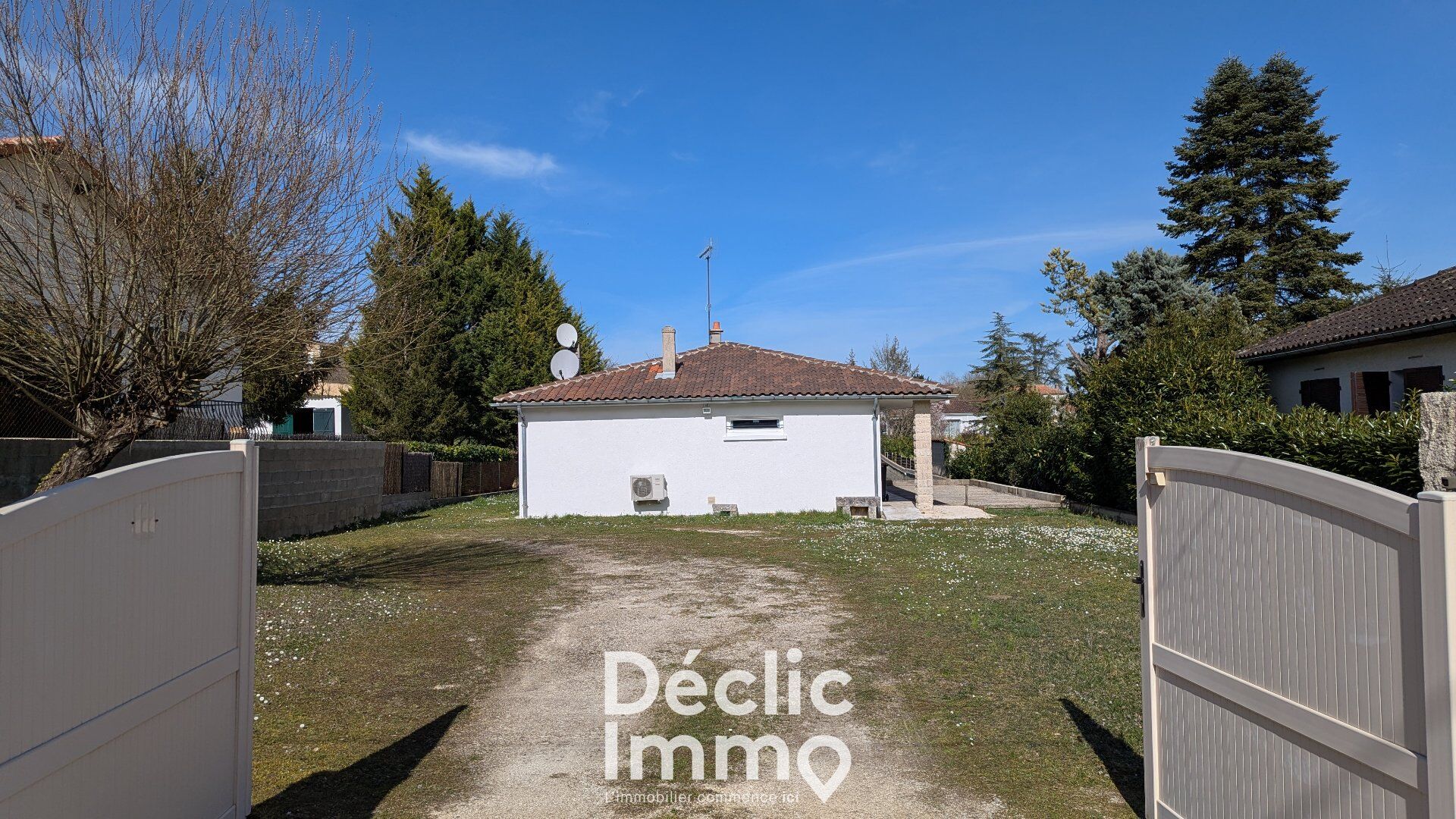 Villa / Maison 4 pièces  à vendre Balzac 16430