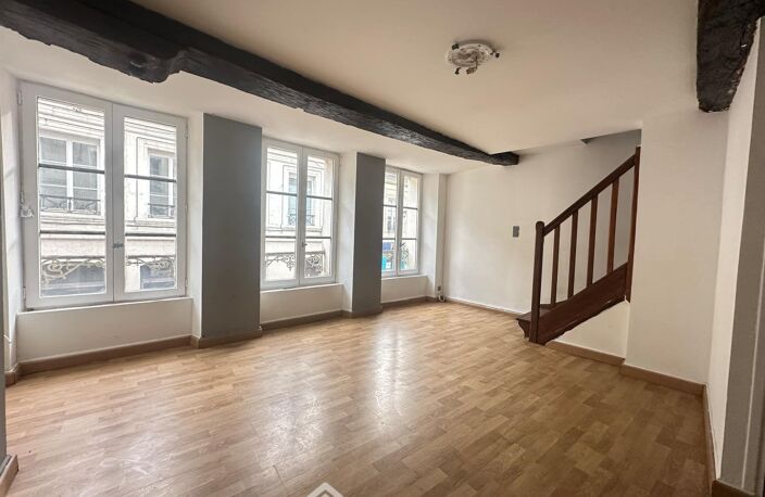Immeuble - 167m² - Laon — photo 2
